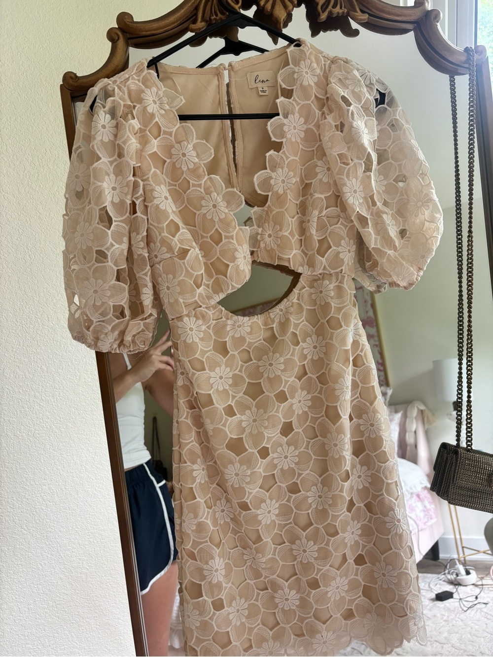 Love Beige Floral Lace Mini Dress with Puff Sleeves